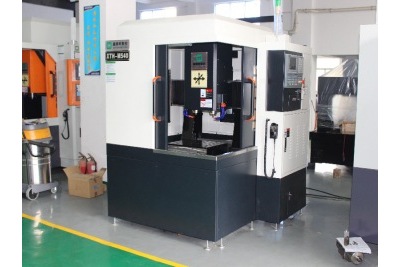 怎樣確定數(shù)控精雕機的對刀點與換刀點